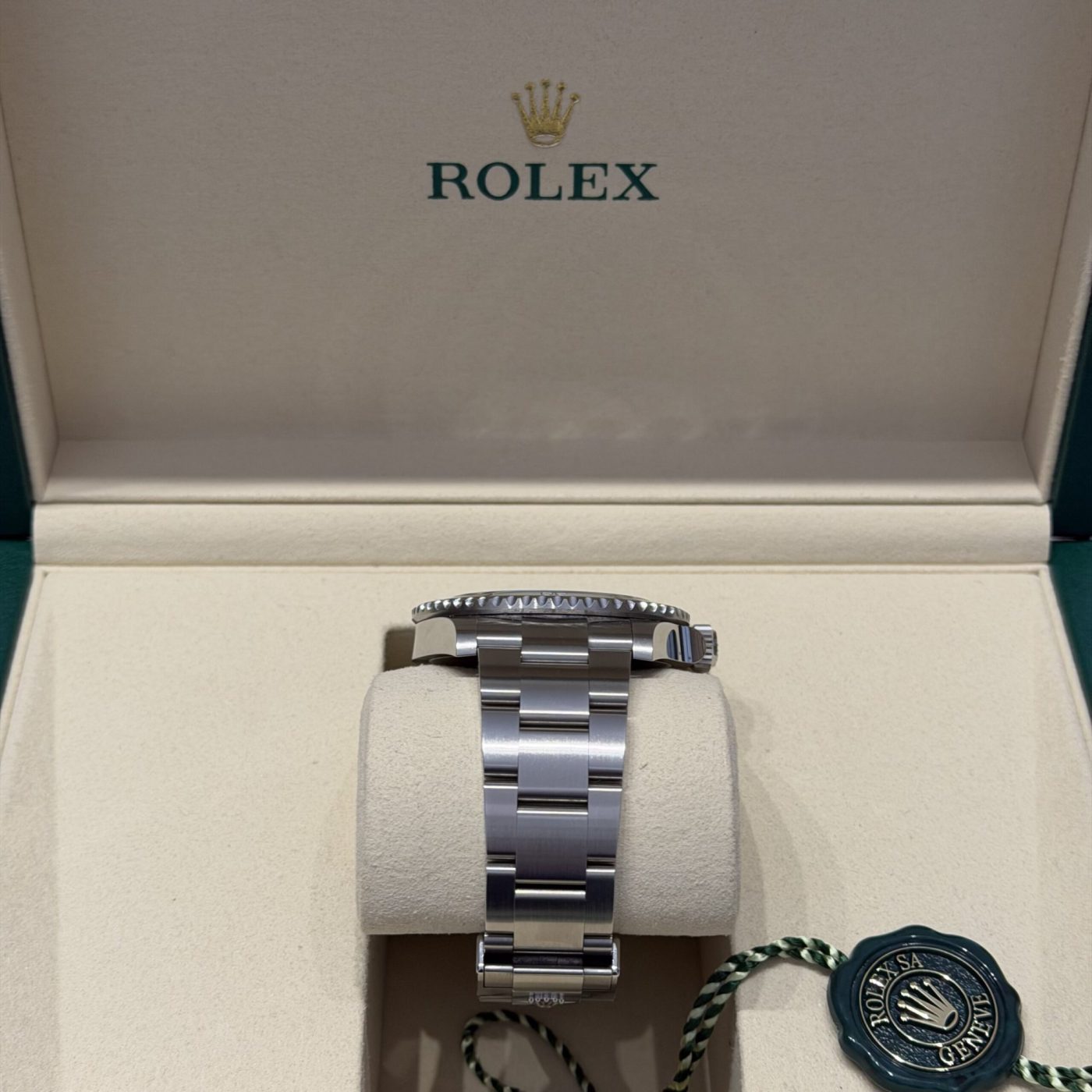 Rolex 126610LN Submariner, foto 2 di 4