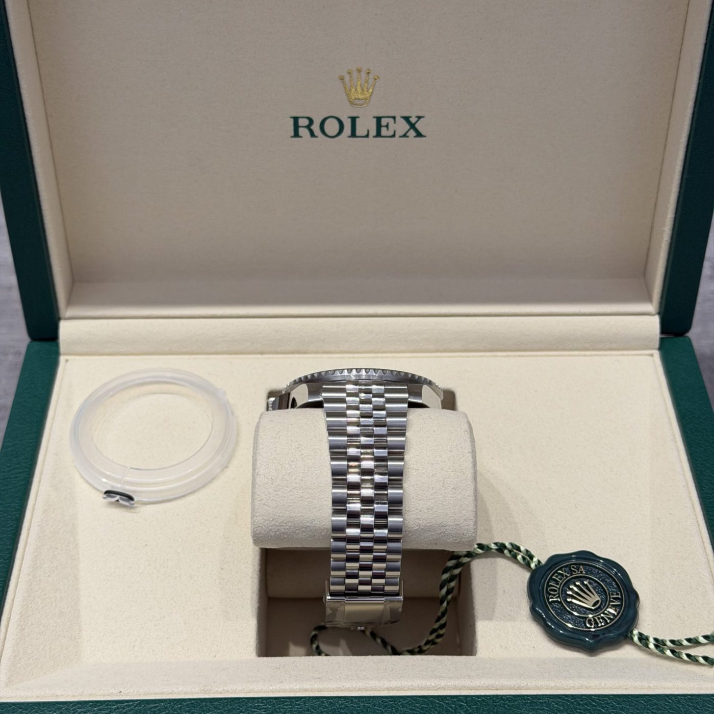 Rolex 126710BLRO GMT Pepsi, foto 3 di 4