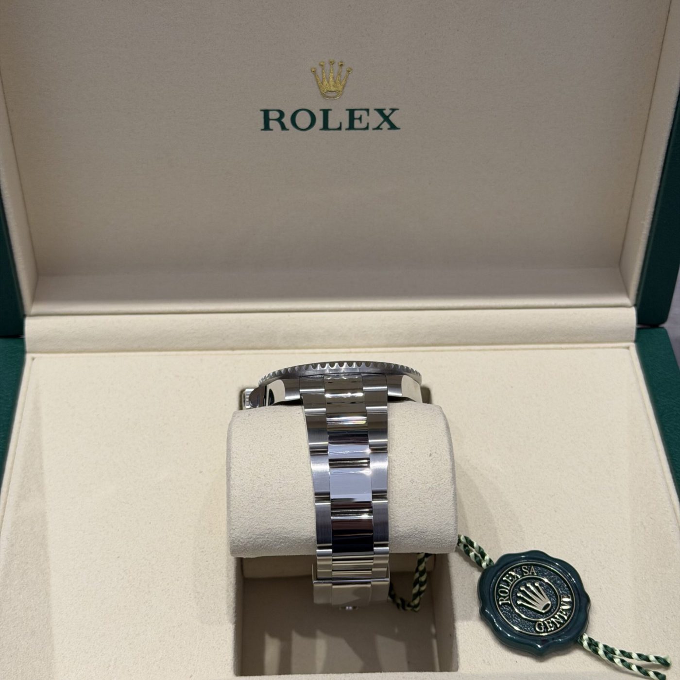 Rolex GMT Ceramica, foto 3 di 4
