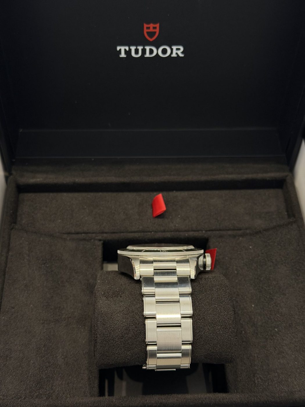 Tudor Harrods, foto 2 di 4