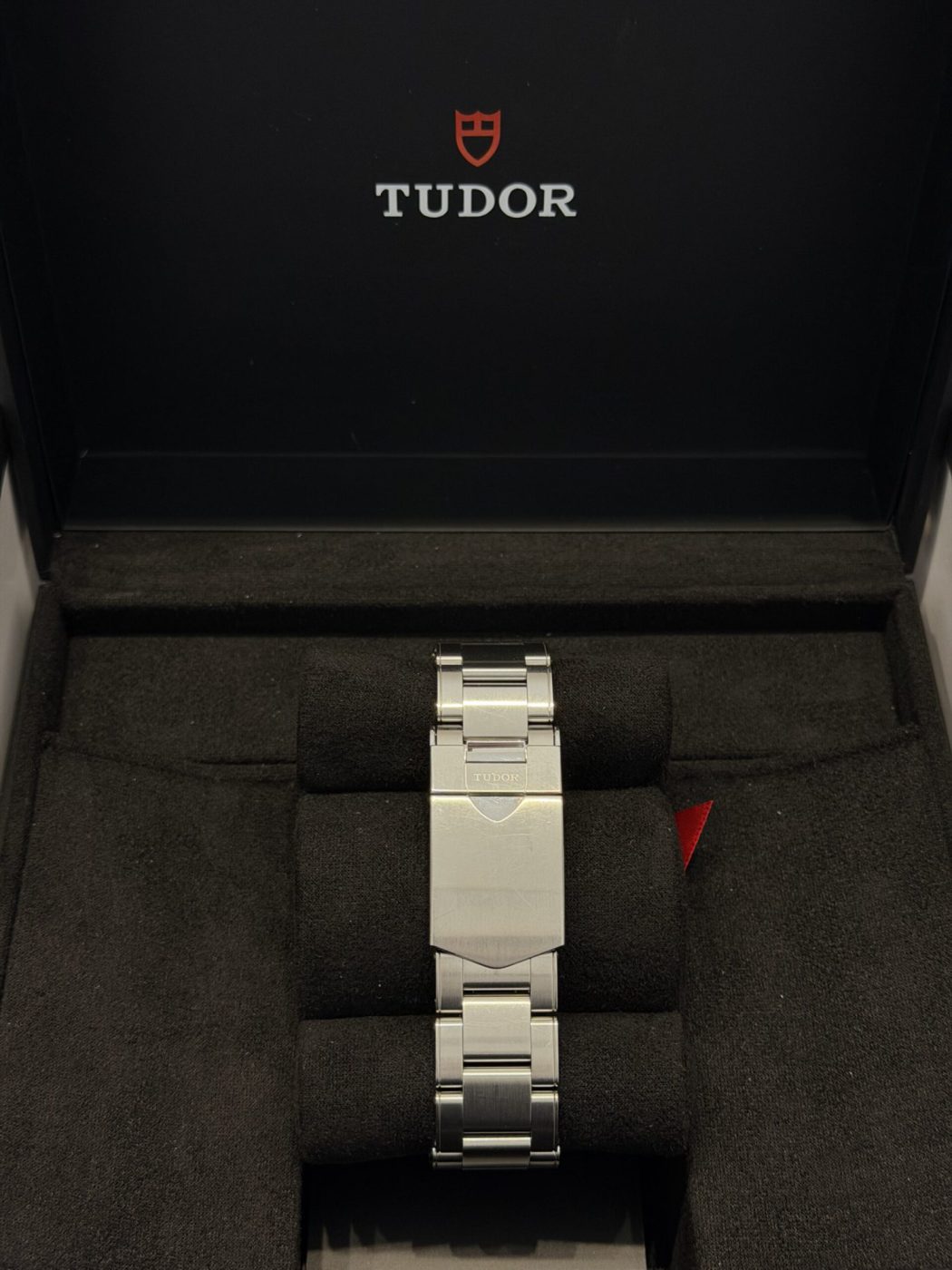 Tudor Harrods, foto 4 di 4