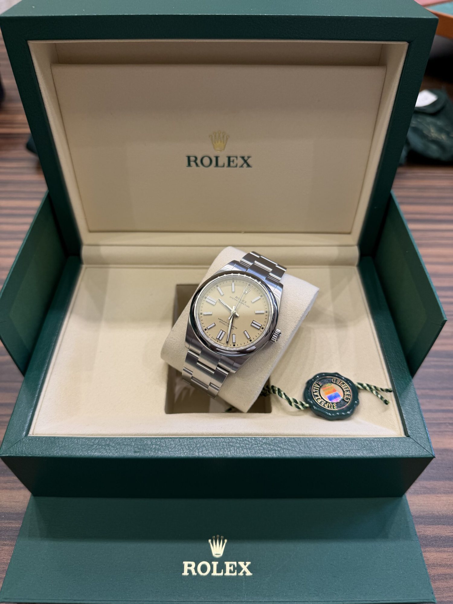 Rolex Oyster Perpetual 41 mm Beige