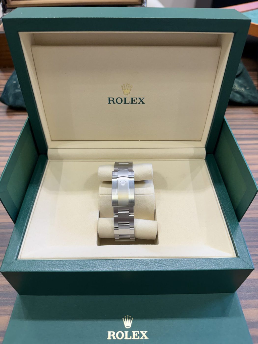 Rolex Oyster Perpetual 41 mm Beige, foto 4 di 4